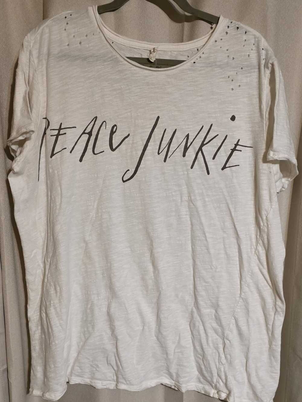 Magnolia Pearl Peace Junkie Women’s Tee